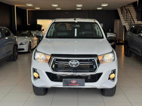 TOYOTA Hilux Caminhonete 2.8 16V SRV 4X4 DIESEL CABINE DUPLA AUTOM�TICO, Foto 4