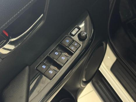 TOYOTA Hilux Caminhonete 2.8 16V SRV 4X4 DIESEL CABINE DUPLA AUTOM�TICO, Foto 15