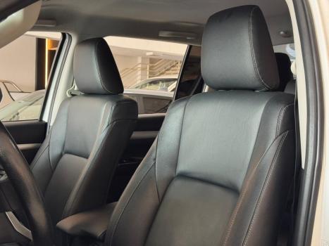 TOYOTA Hilux Caminhonete 2.8 16V SRV 4X4 DIESEL CABINE DUPLA AUTOM�TICO, Foto 17