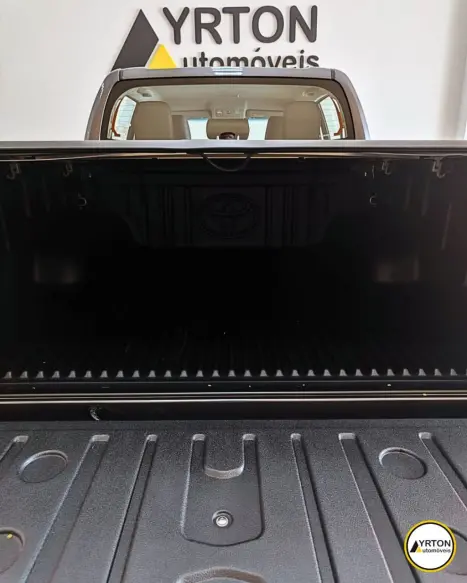 TOYOTA Hilux Caminhonete 2.8 16V 4P SRX DIESEL CABINE DUPLA, Foto 10