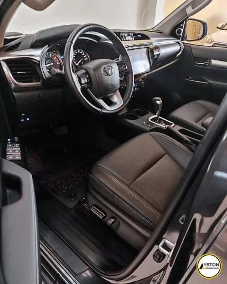 TOYOTA Hilux Caminhonete 2.8 16V 4P SRX DIESEL CABINE DUPLA, Foto 11