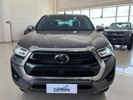 TOYOTA Hilux Caminhonete 2.8 16V SRX 4X4 TURBO DIESEL CABINE DUPLA AUTOM�TICO, Foto 2