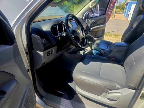 TOYOTA Hilux Caminhonete 3.0 4P 4X4 SRV TURBO DIESEL TOP CABINE DUPLA AUTOM�TICO, Foto 9