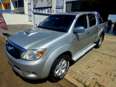 TOYOTA Hilux Caminhonete 3.0 4P 4X4 SRV TURBO DIESEL TOP CABINE DUPLA AUTOM�TICO, Foto 17