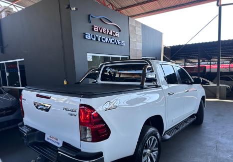 TOYOTA Hilux Caminhonete 2.8 16V SRV 4X4 DIESEL CABINE DUPLA AUTOM�TICO, Foto 5