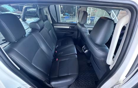 TOYOTA Hilux Caminhonete 2.8 16V SRV 4X4 DIESEL CABINE DUPLA AUTOM�TICO, Foto 6