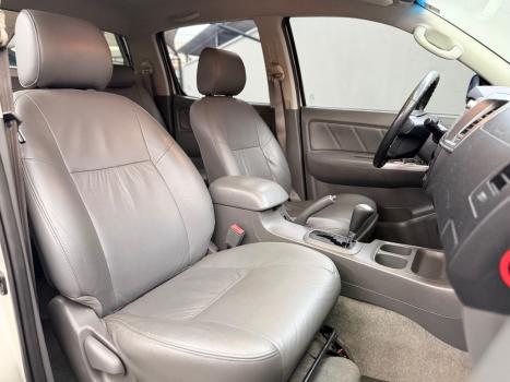 TOYOTA Hilux Caminhonete 2.7 16V 4P SRV FLEX CABINE DUPLA AUTOM�TICO, Foto 4