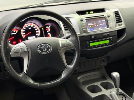 TOYOTA Hilux Caminhonete 2.7 16V 4P SRV FLEX CABINE DUPLA AUTOM�TICO, Foto 6