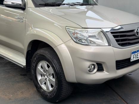 TOYOTA Hilux Caminhonete 2.7 16V 4P SRV FLEX CABINE DUPLA AUTOM�TICO, Foto 8