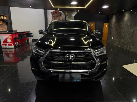 TOYOTA Hilux Caminhonete 2.8 16V 4P SRX DIESEL CABINE DUPLA, Foto 1