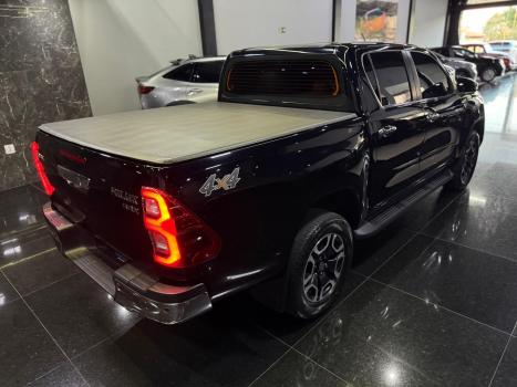 TOYOTA Hilux Caminhonete 2.8 16V 4P SRX DIESEL CABINE DUPLA, Foto 10