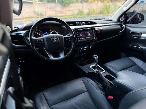 TOYOTA Hilux Caminhonete 2.8 16V 4P SRX DIESEL CABINE DUPLA, Foto 16