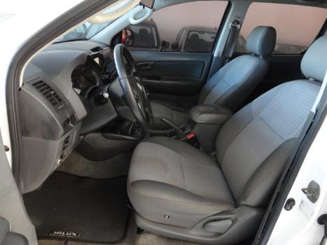 TOYOTA Hilux Caminhonete 2.5 16V 4P 4X4 TURBO DIESEL CABINE DUPLA, Foto 8