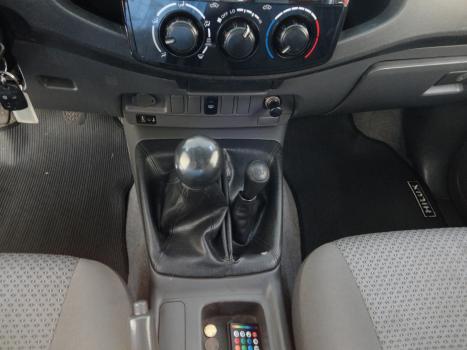 TOYOTA Hilux Caminhonete 2.5 16V 4P 4X4 TURBO DIESEL CABINE DUPLA, Foto 12