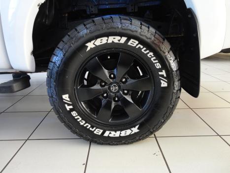 TOYOTA Hilux Caminhonete 2.5 16V 4P 4X4 TURBO DIESEL CABINE DUPLA, Foto 14