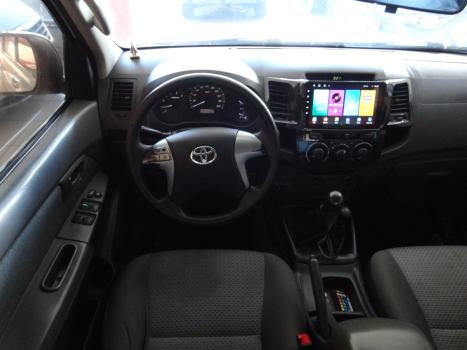 TOYOTA Hilux Caminhonete 2.5 16V 4P 4X4 TURBO DIESEL CABINE DUPLA, Foto 18