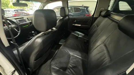 TOYOTA Hilux Caminhonete 3.0 4P 4X4 TURBO DIESEL CABINE DUPLA LIMITED EDITION AUTOM�TICO, Foto 11