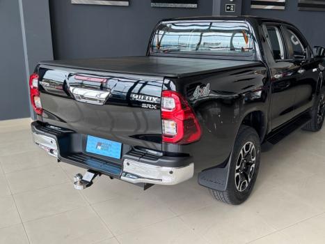 TOYOTA Hilux Caminhonete 2.8 16V SRX 4X4 TURBO DIESEL CABINE DUPLA AUTOM�TICO, Foto 9