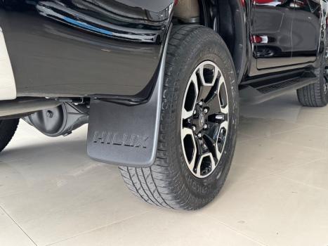TOYOTA Hilux Caminhonete 2.8 16V SRX 4X4 TURBO DIESEL CABINE DUPLA AUTOM�TICO, Foto 10