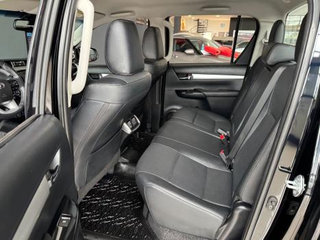 TOYOTA Hilux Caminhonete 2.8 16V SRX 4X4 TURBO DIESEL CABINE DUPLA AUTOM�TICO, Foto 13