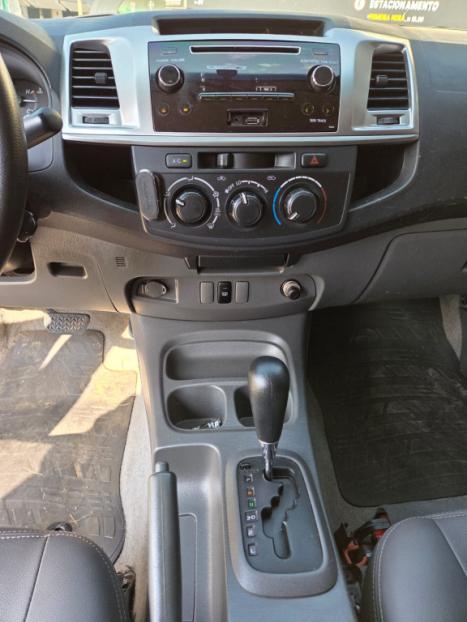 TOYOTA Hilux Caminhonete 2.7 16V 4P SR FLEX CABINE DUPLA AUTOM�TICO, Foto 9