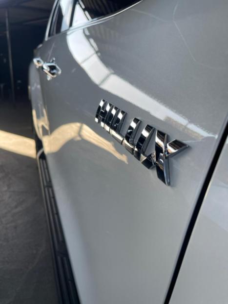 TOYOTA Hilux Caminhonete 2.8 16V 4P SR 4X4 DIESEL CABINE DUPLA AUTOM�TICO, Foto 10