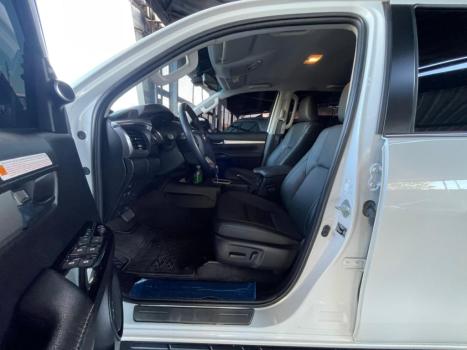 TOYOTA Hilux Caminhonete 2.8 16V 4P SR 4X4 DIESEL CABINE DUPLA AUTOM�TICO, Foto 20