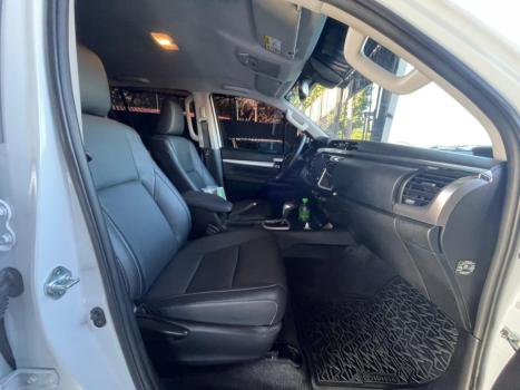 TOYOTA Hilux Caminhonete 2.8 16V 4P SR 4X4 DIESEL CABINE DUPLA AUTOM�TICO, Foto 26