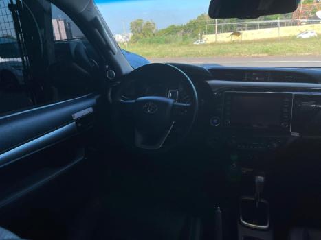 TOYOTA Hilux Caminhonete 2.8 16V 4P SR 4X4 DIESEL CABINE DUPLA AUTOM�TICO, Foto 29