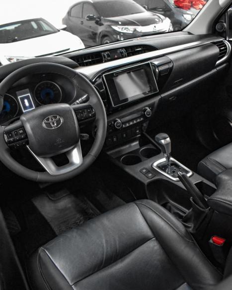 TOYOTA Hilux Caminhonete 2.8 16V SRV 4X4 DIESEL CABINE DUPLA AUTOM�TICO, Foto 15