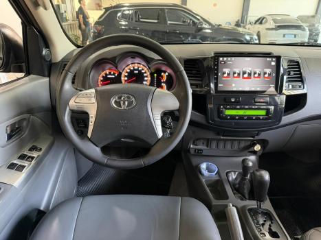 TOYOTA Hilux Caminhonete 3.0 4P SRV DIESEL CABINE DUPLA, Foto 11