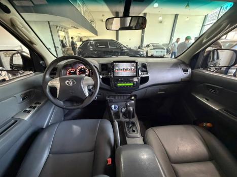 TOYOTA Hilux Caminhonete 3.0 4P SRV DIESEL CABINE DUPLA, Foto 12