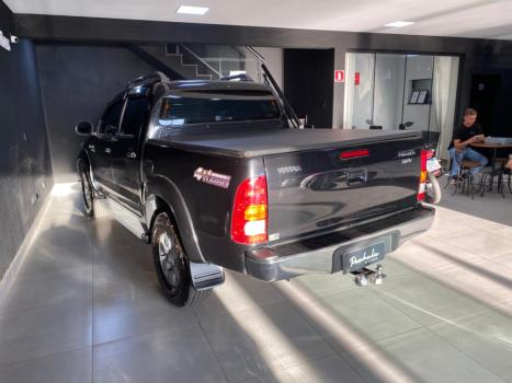 TOYOTA Hilux Caminhonete 3.0 4P 4X4 SRV TURBO DIESEL CABINE DUPLA, Foto 10