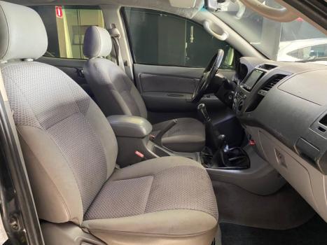 TOYOTA Hilux Caminhonete 3.0 4P 4X4 SRV TURBO DIESEL CABINE DUPLA, Foto 19