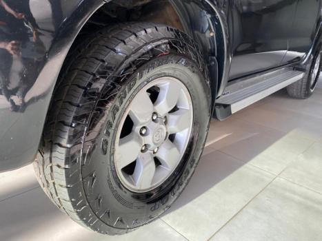 TOYOTA Hilux Caminhonete 3.0 4P 4X4 SRV TURBO DIESEL CABINE DUPLA, Foto 21