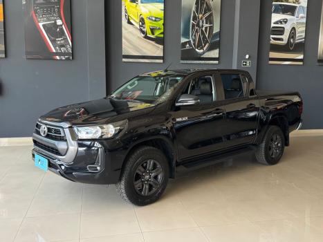 TOYOTA Hilux Caminhonete 2.8 16V 4P SR 4X4 DIESEL CABINE DUPLA AUTOM�TICO, Foto 2