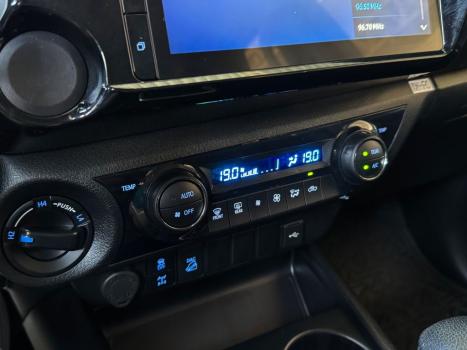 TOYOTA Hilux Caminhonete 2.8 16V 4P SR 4X4 DIESEL CABINE DUPLA AUTOM�TICO, Foto 13