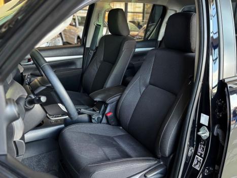 TOYOTA Hilux Caminhonete 2.8 16V 4P SR 4X4 DIESEL CABINE DUPLA AUTOM�TICO, Foto 16