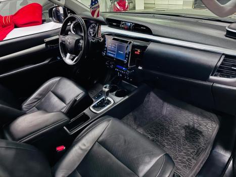TOYOTA Hilux Caminhonete 2.8 16V SRX LIMITED 4X4 TURBO DIESEL CABINE DUPLA AUTOM�TICO, Foto 12