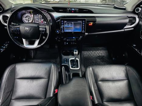 TOYOTA Hilux Caminhonete 2.8 16V SRX LIMITED 4X4 TURBO DIESEL CABINE DUPLA AUTOM�TICO, Foto 13