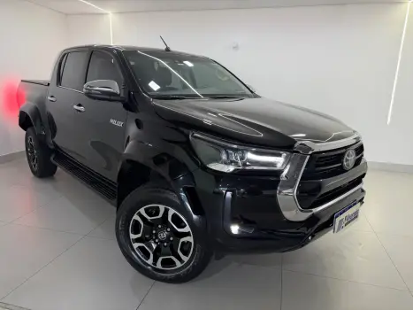 TOYOTA Hilux Caminhonete 2.8 16V SRX PLUS 4X4 TURBO DIESEL CABINE DUPLA AUTOM�TICO, Foto 17