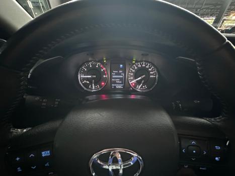 TOYOTA Hilux Caminhonete 2.8 16V SRX 4X4 DIESEL CABINE DUPLA AUTOM�TICO, Foto 10