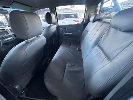 TOYOTA Hilux Caminhonete 2.7 16V 4P SRV FLEX 4X4  CABINE DUPLA AUTOM�TICO, Foto 4