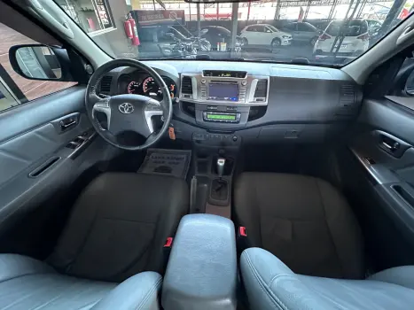 TOYOTA Hilux Caminhonete 2.7 16V 4P SRV FLEX 4X4  CABINE DUPLA AUTOM�TICO, Foto 8