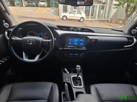 TOYOTA Hilux Caminhonete 2.8 16V SRX PLUS 4X4 TURBO DIESEL CABINE DUPLA AUTOM�TICO, Foto 8