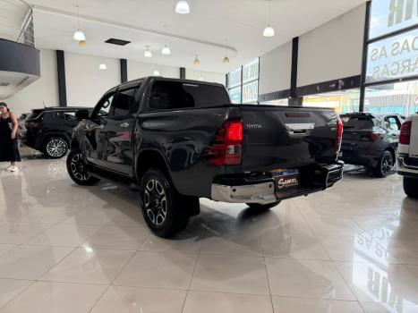 TOYOTA Hilux Caminhonete 2.7 16V 4P SRV FLEX CABINE DUPLA AUTOM�TICO, Foto 5