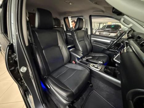 TOYOTA Hilux Caminhonete 2.7 16V 4P SRV FLEX CABINE DUPLA AUTOM�TICO, Foto 12