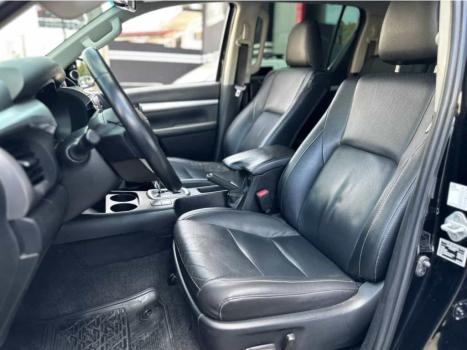 TOYOTA Hilux Caminhonete 2.8 16V SRX 4X4 DIESEL CABINE DUPLA AUTOM�TICO, Foto 13