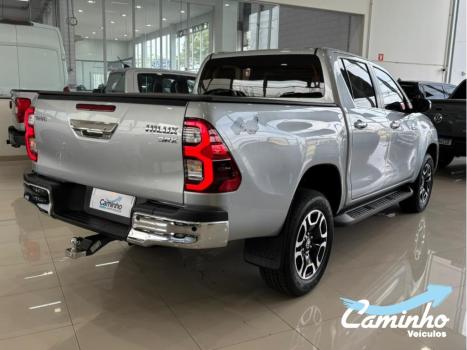 TOYOTA Hilux Caminhonete 2.8 16V SRX 4X4 TURBO DIESEL CABINE DUPLA AUTOM�TICO, Foto 5