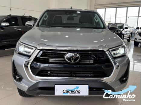 TOYOTA Hilux Caminhonete 2.8 16V SRX 4X4 DIESEL CABINE DUPLA AUTOM�TICO, Foto 2